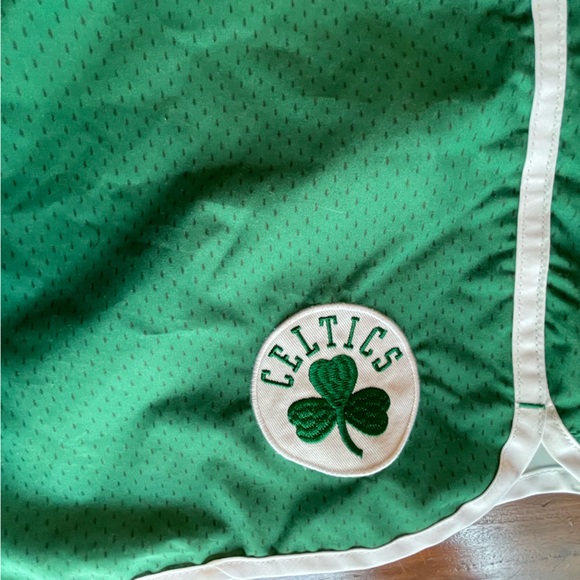 NBA Celtics Kelly Green Swim Shorts with White Drawstring Size: Extra Large NWT - Picture 3 of 7